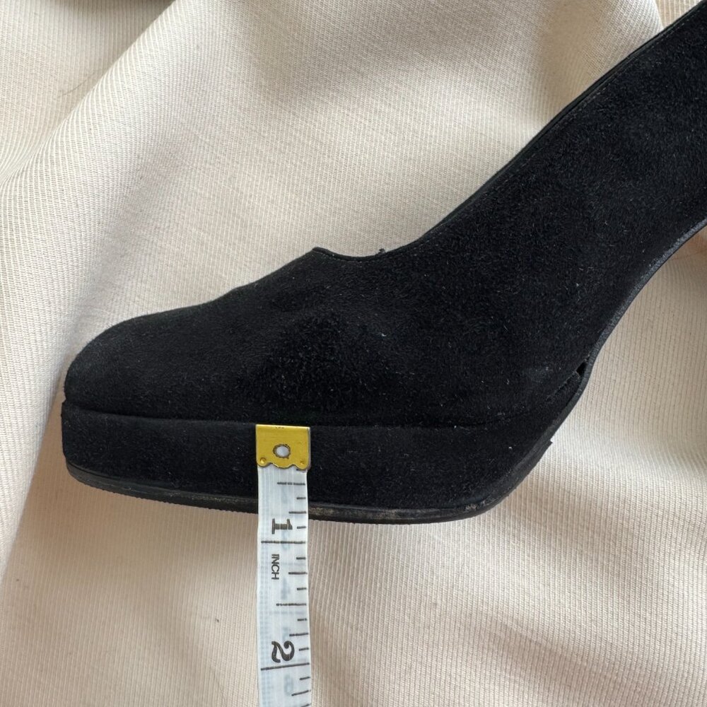Vintage Stuart Weitzman Black Suede Platform Pumps, size 7 - Picture 8 of 8